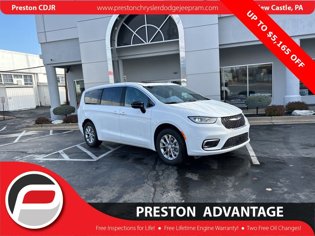 2026 Chrysler Pacifica Select