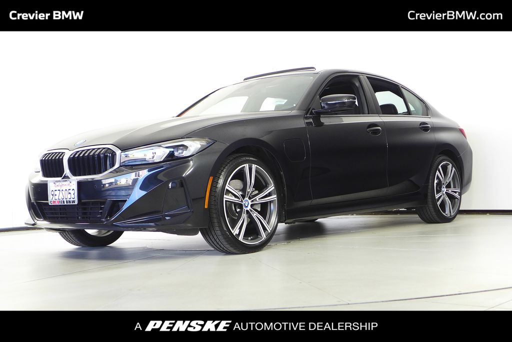 Thumbnail: 2023 BMW 3 Series - 1