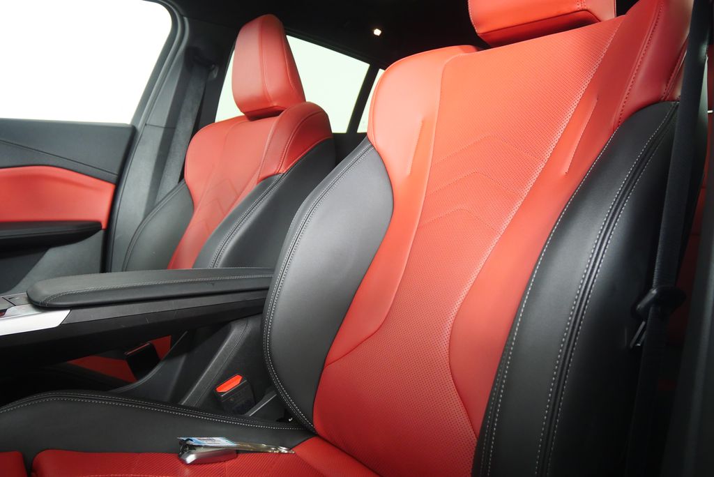 Thumbnail: 2025 BMW X2 - 11