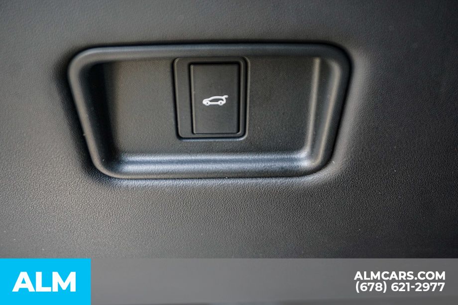 Used 2023 Gray Land Rover SE image 45