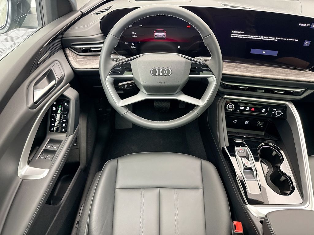 Thumbnail: 2025 Audi Q5 - 10