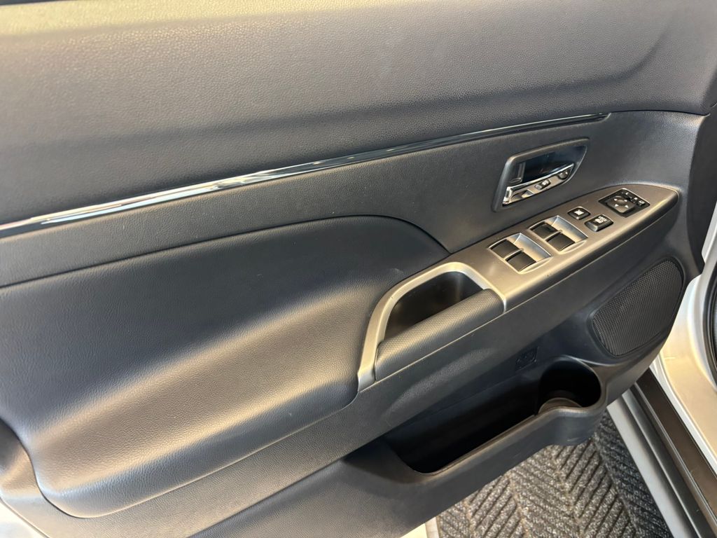 2024 Mitsubishi Outlander Sport 2.0 SE