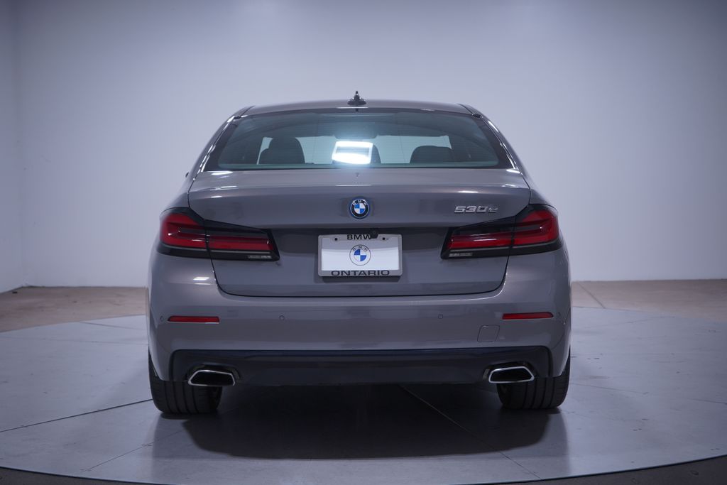 Thumbnail: 2022 BMW 5 Series - 5