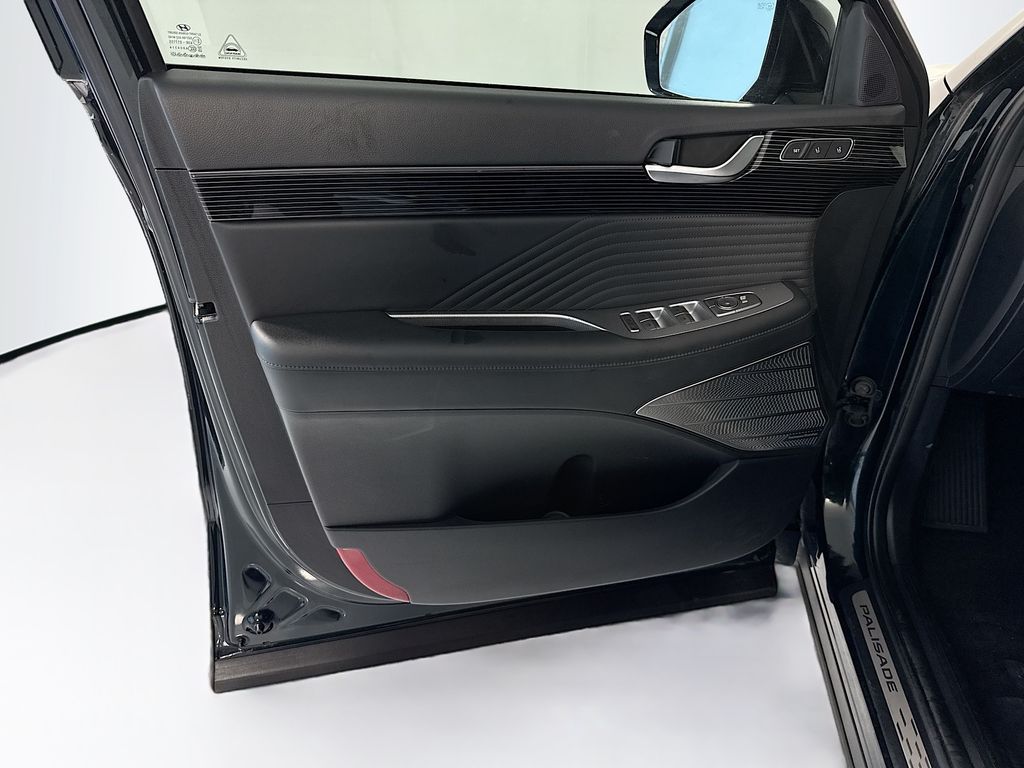 Thumbnail: 2023 Hyundai Palisade - 26