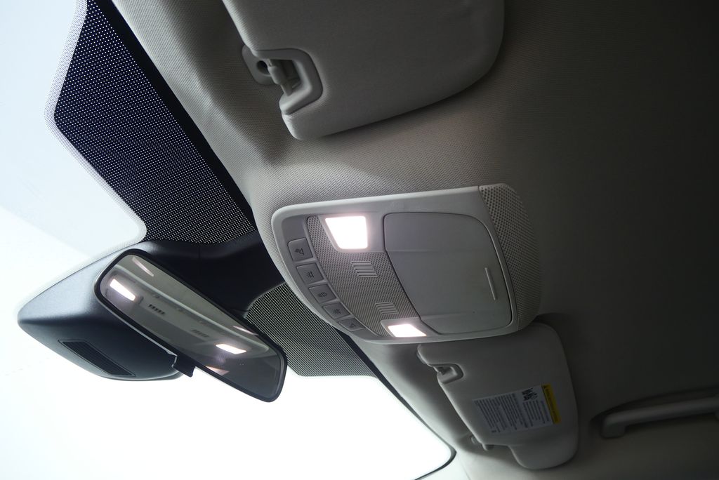 Thumbnail: 2023 Ford Edge - 15