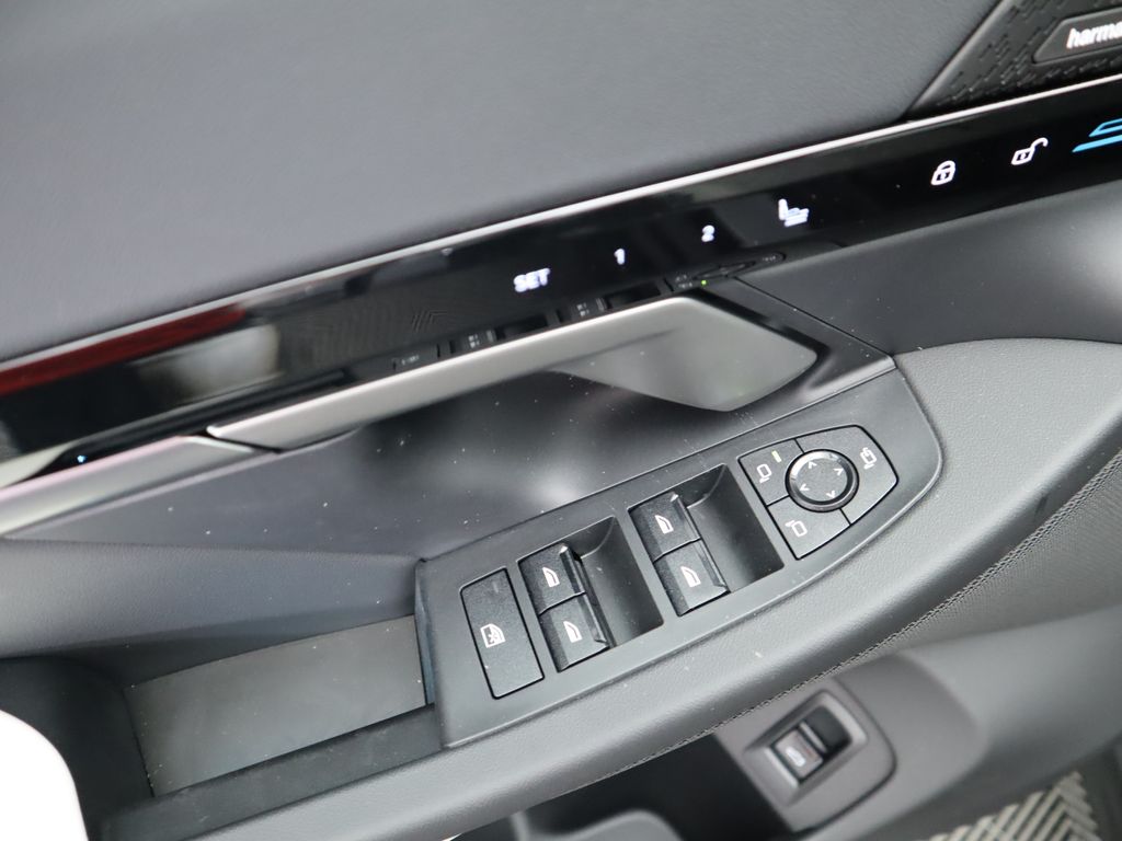 2024 BMW 5 Series 530i xDrive 24
