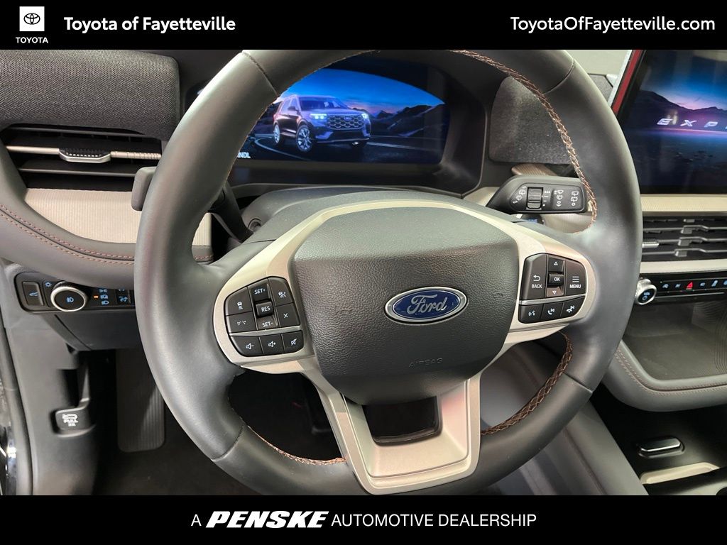 Thumbnail: 2025 Ford Explorer - 32