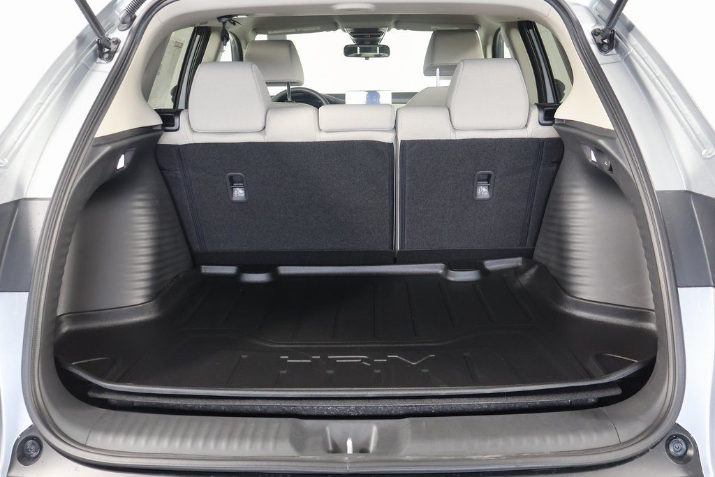Thumbnail: 2027 Honda HR-V - 8