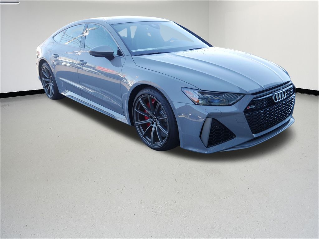 Thumbnail: 2026 Audi RS 7 - 6