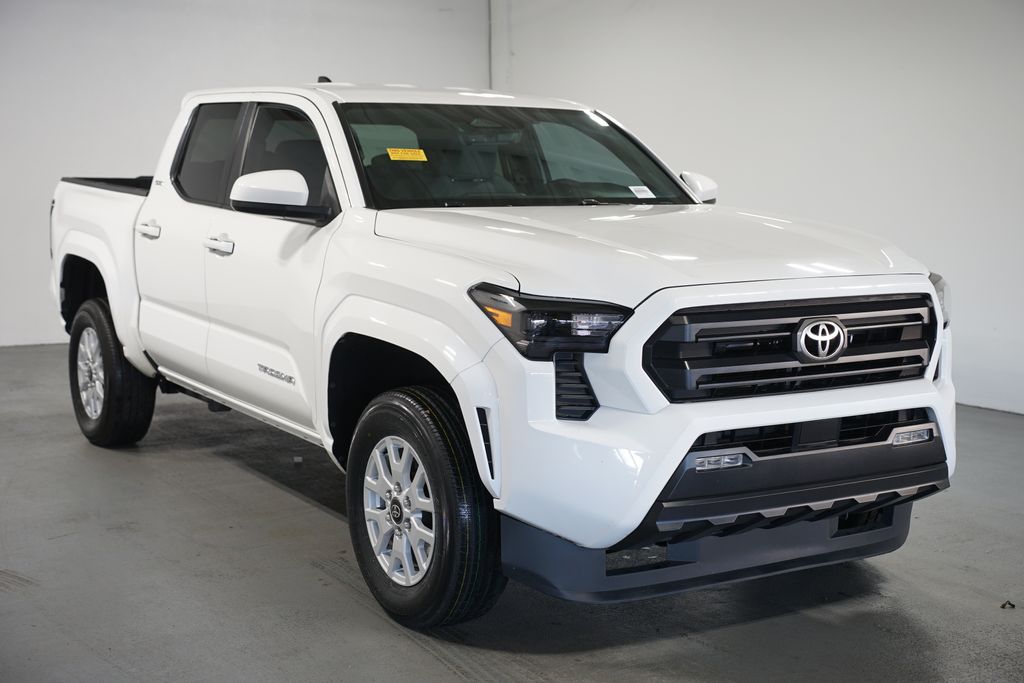 Thumbnail: 2024 Toyota Tacoma - 3