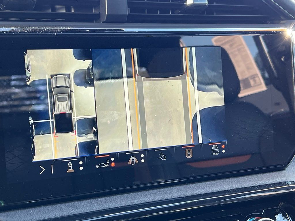 Thumbnail: 2024 GMC Sierra 1500 - 17