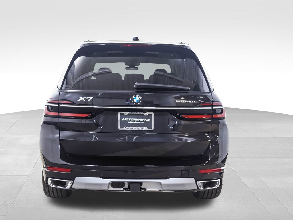 2025 BMW X7 xDrive40i 4