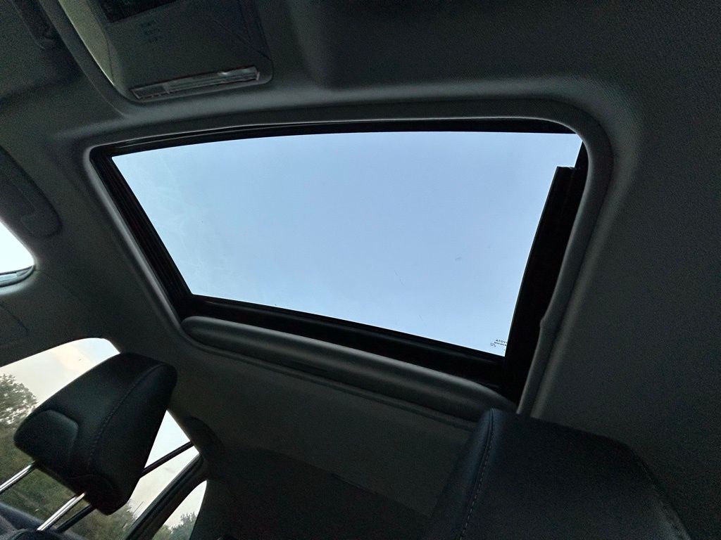 Thumbnail: 2021 Toyota RAV4 - 31