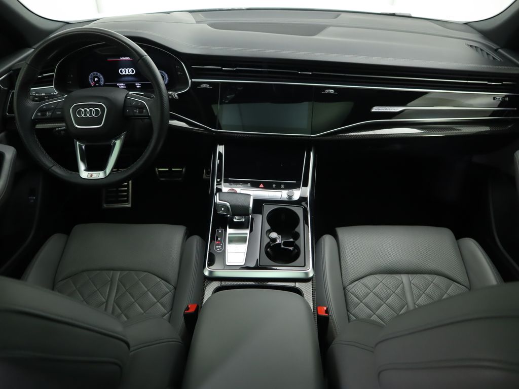 Thumbnail: 2022 Audi SQ8 - 13