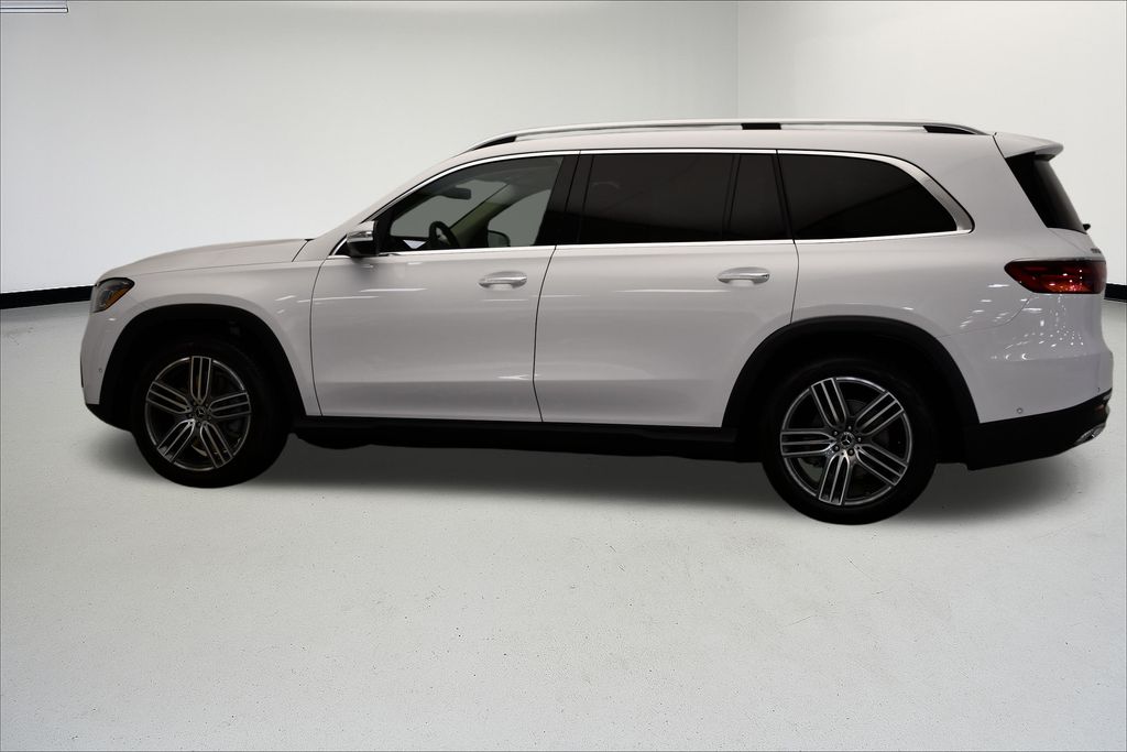 Thumbnail: 2025 Mercedes-Benz GLS - 2