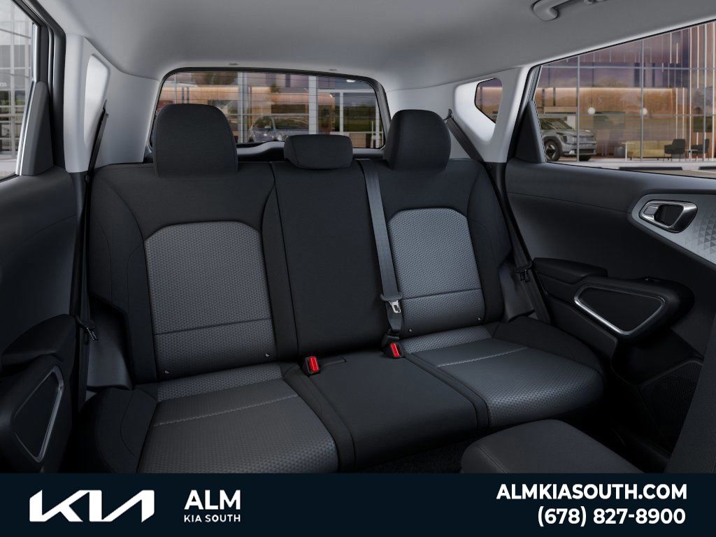 2025 Kia Soul LX photo 12