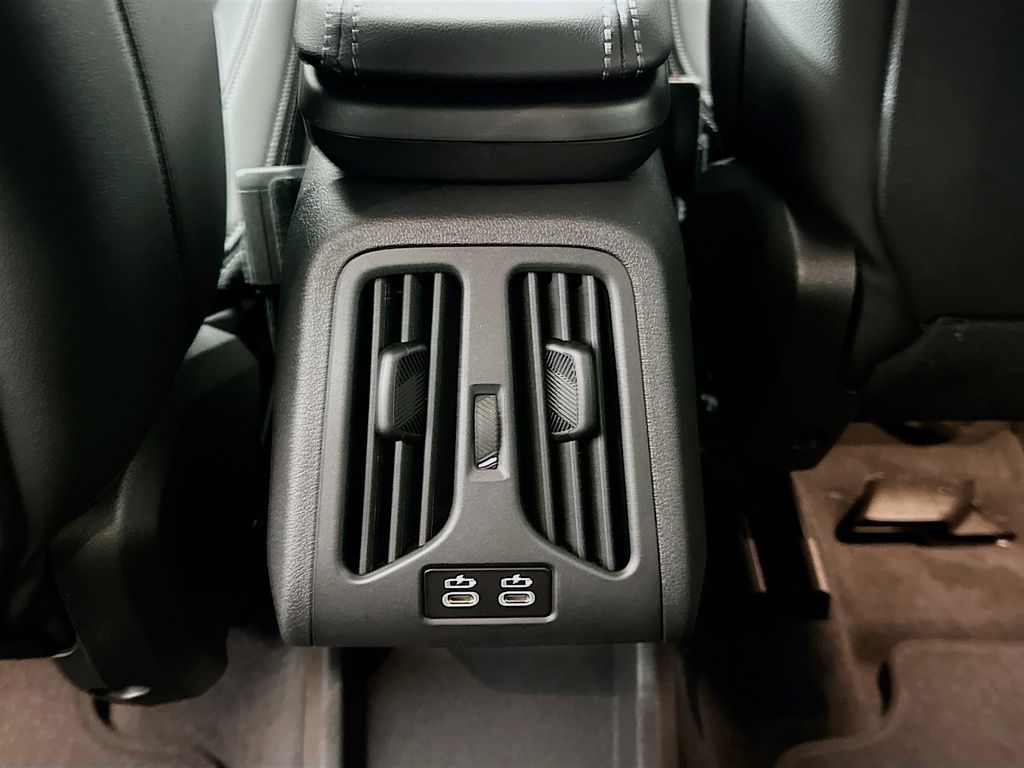 Thumbnail: 2026 BMW X1 - 18