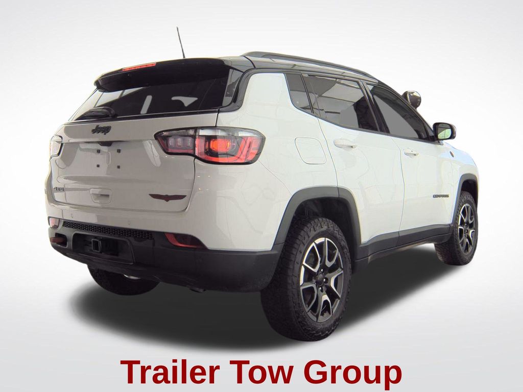 2024 Bright White Clearcoat Jeep Compass Trailhawk 4X4 SUV