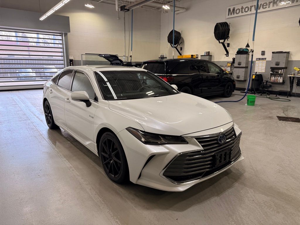 Thumbnail: 2019 Toyota Avalon - 7