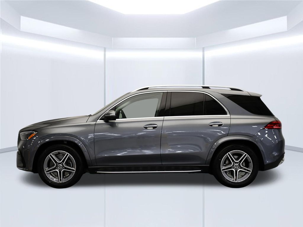 Thumbnail: 2026 Mercedes-Benz GLE - 2