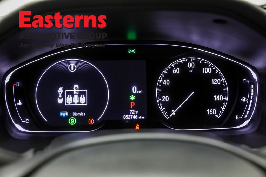 Used 2021 White Honda LX image 17