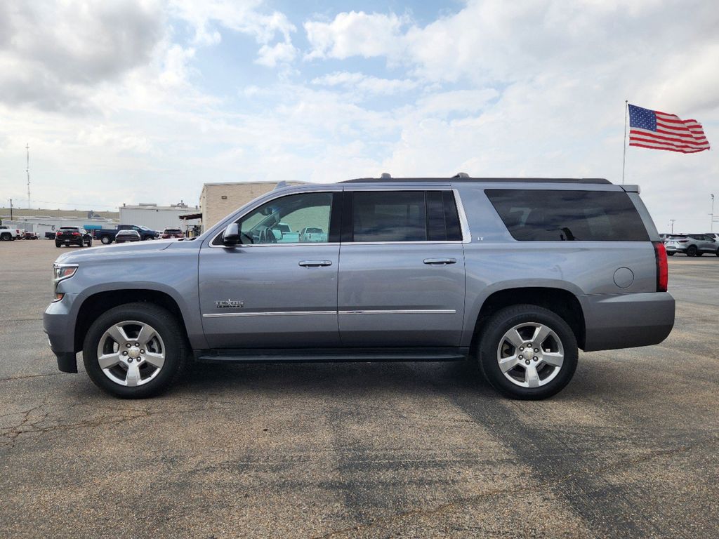 2019 Chevrolet Suburban LT 4