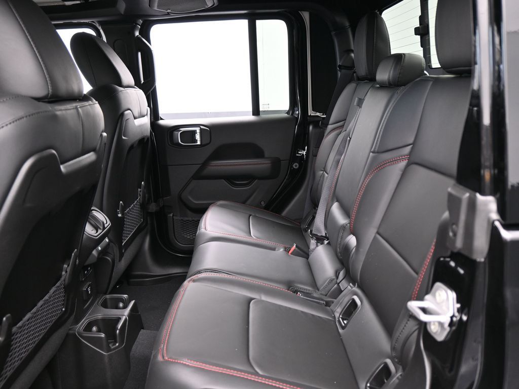 New 2026 Black Clearcoat Jeep Rubicon image 26