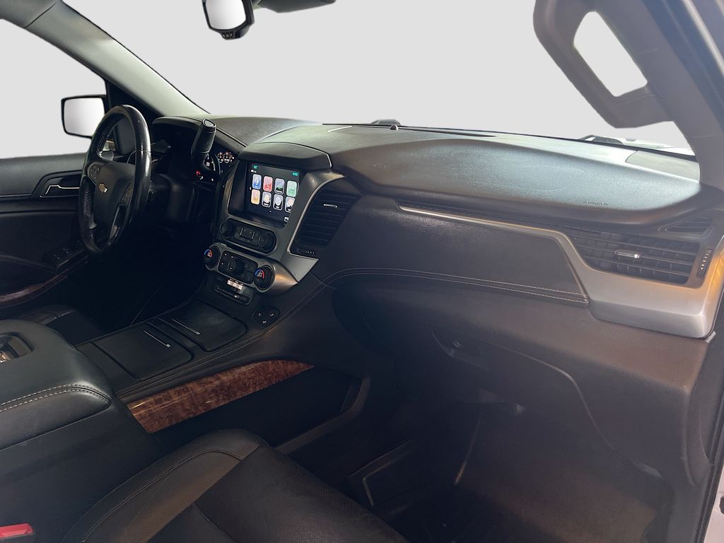 Used 2019 Silver Chevrolet Premier image 33