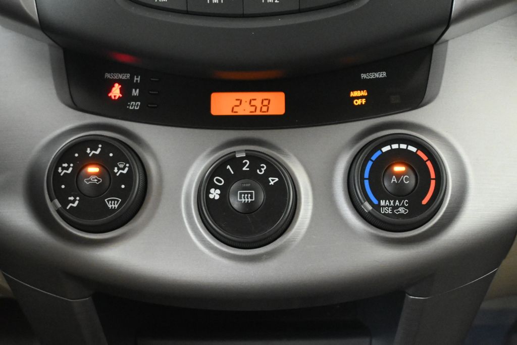 Thumbnail: 2007 Toyota RAV4 - 21