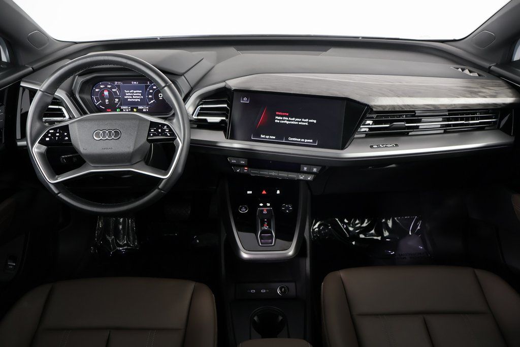 Thumbnail: 2023 Audi Q4 e-tron - 7