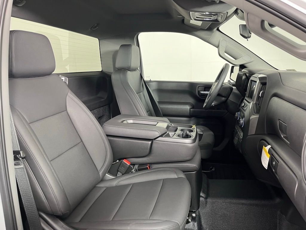 Thumbnail: 2026 Chevrolet Silverado 1500 - 19