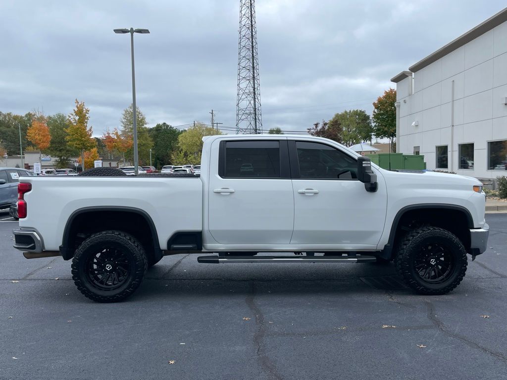 2022 Chevrolet Silverado 2500 LT 6