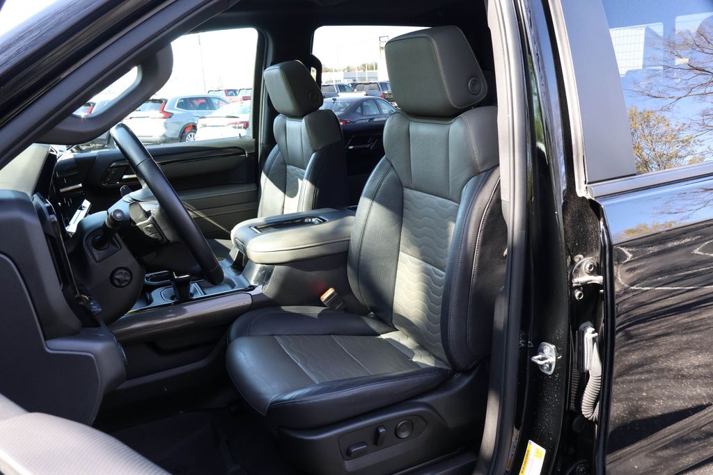 2022 Chevrolet Silverado 1500 ZR2 28