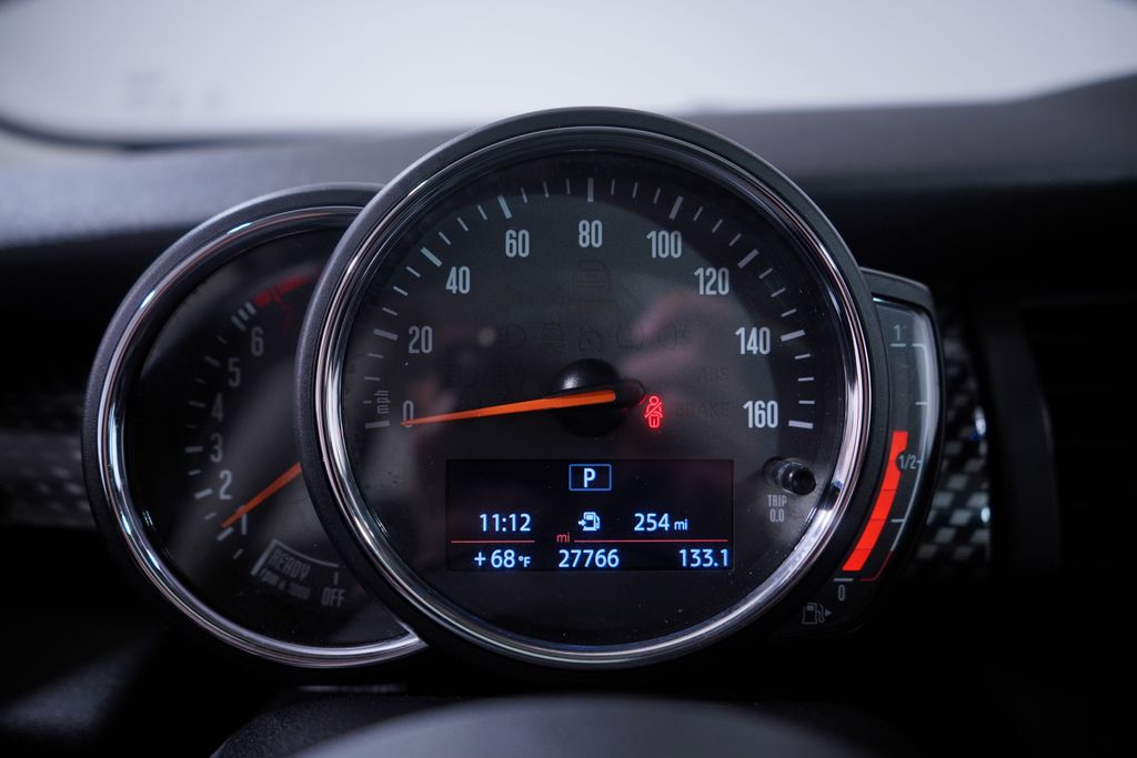 Thumbnail: 2019 MINI Cooper - 18