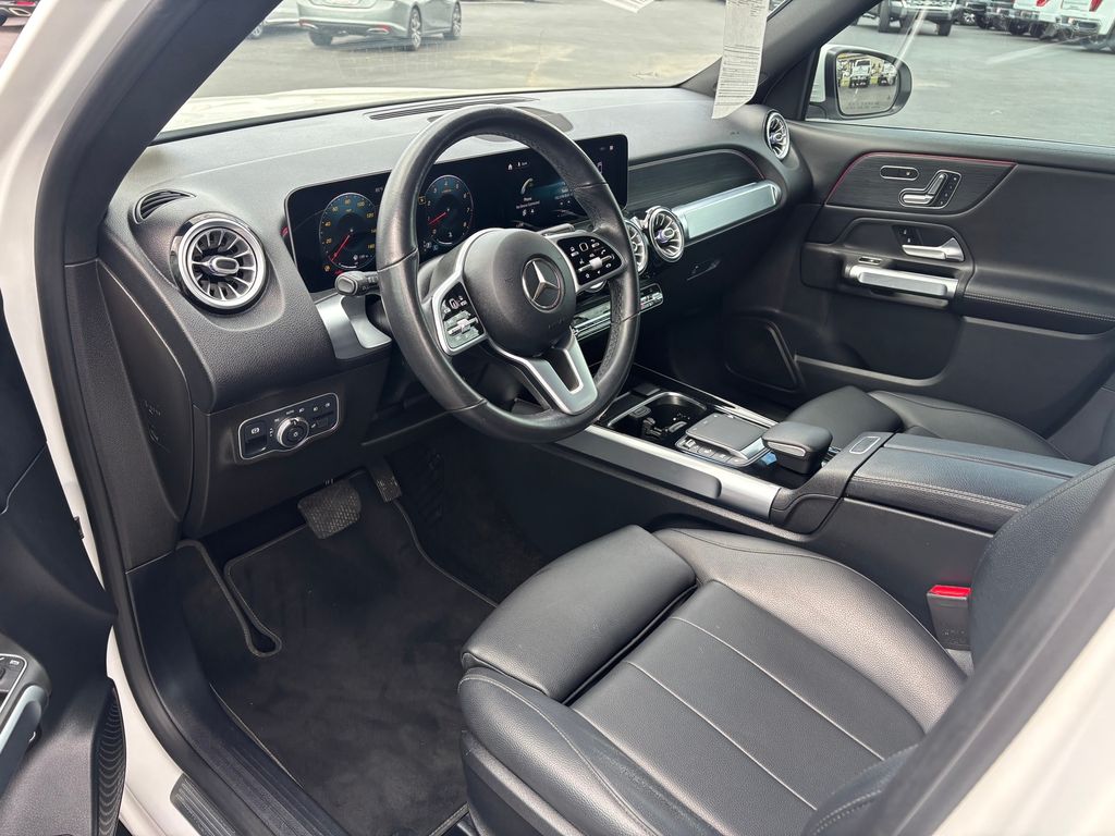 Used Car 2021 Mercedes-benz Glb  Glb 250 For Sale Under $30,000 In Austin, Texas