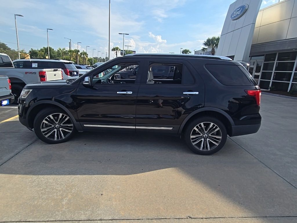 2017 Ford Explorer Platinum