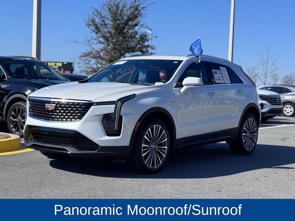 2024 Cadillac XT4 FWD Premium Luxury