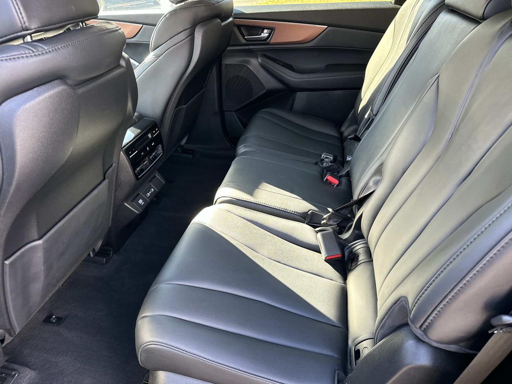 Thumbnail: 2022 Acura MDX - 27