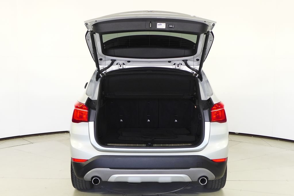 Thumbnail: 2016 BMW X1 - 10
