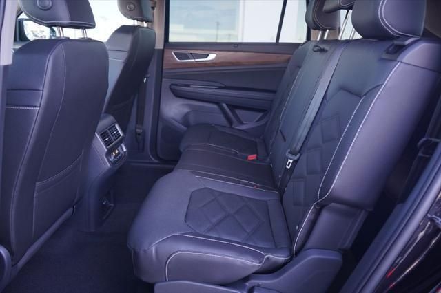 Thumbnail: 2026 Volkswagen Atlas - 7