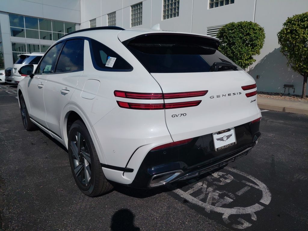 Thumbnail: 2026 Genesis GV70 - 6