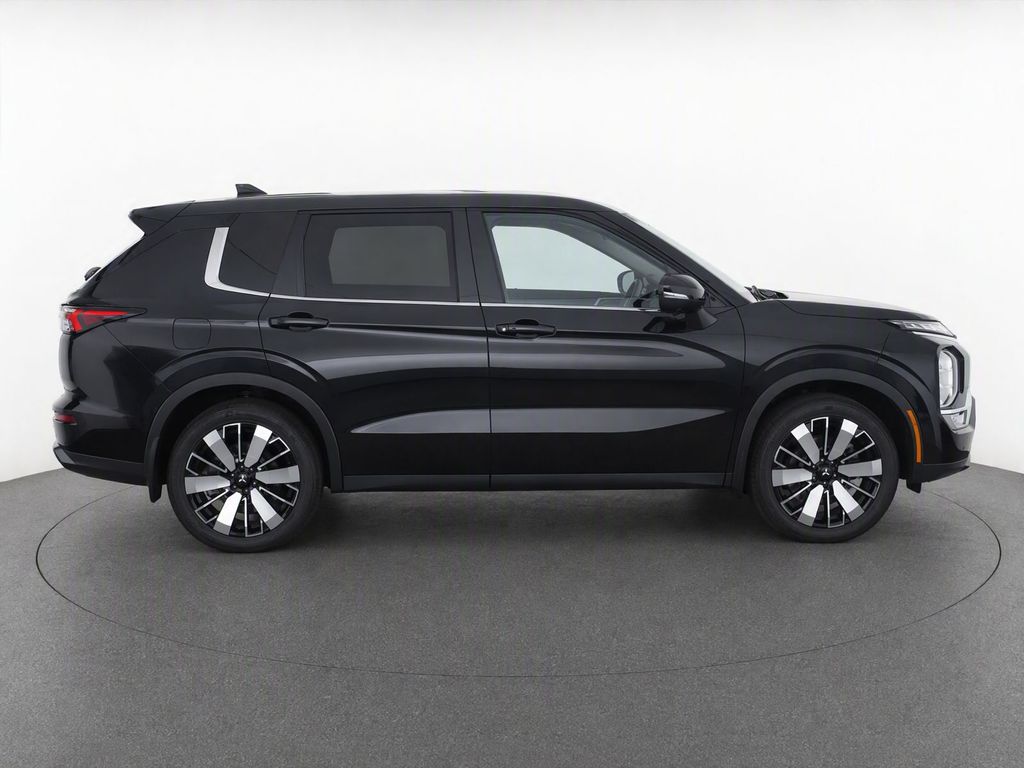 2025 Mitsubishi Outlander SE  at Auto Express Mitsubishi