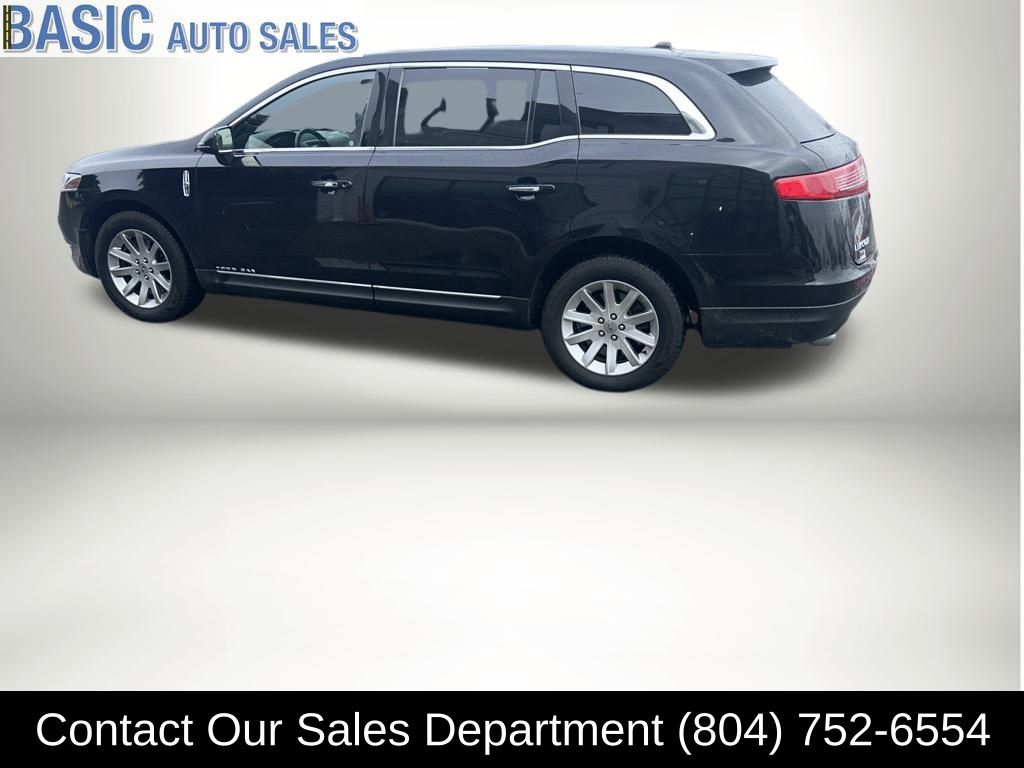 Black Metallic 2019 Lincoln MKT SUV / Crossover All-Wheel Drive 6-Speed Automatic