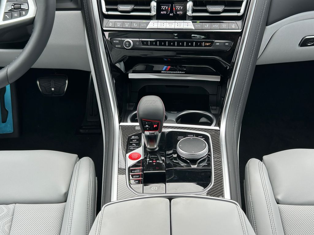 Thumbnail: 2025 BMW M8 - 25