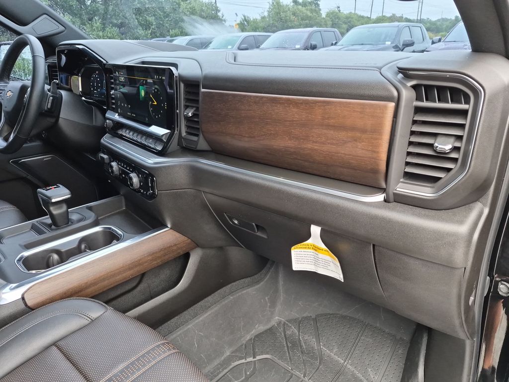 Used 2024 Black Chevrolet High Country image 42