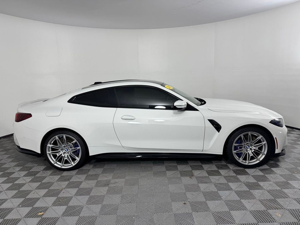 Thumbnail: 2025 BMW M4 - 2