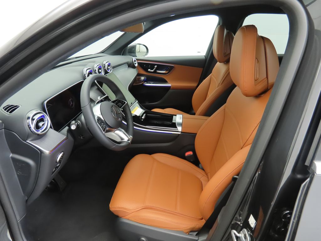 Thumbnail: 2025 Mercedes-Benz GLC - 20