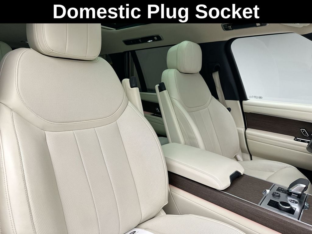 2023 Land Rover Range Rover SE 5