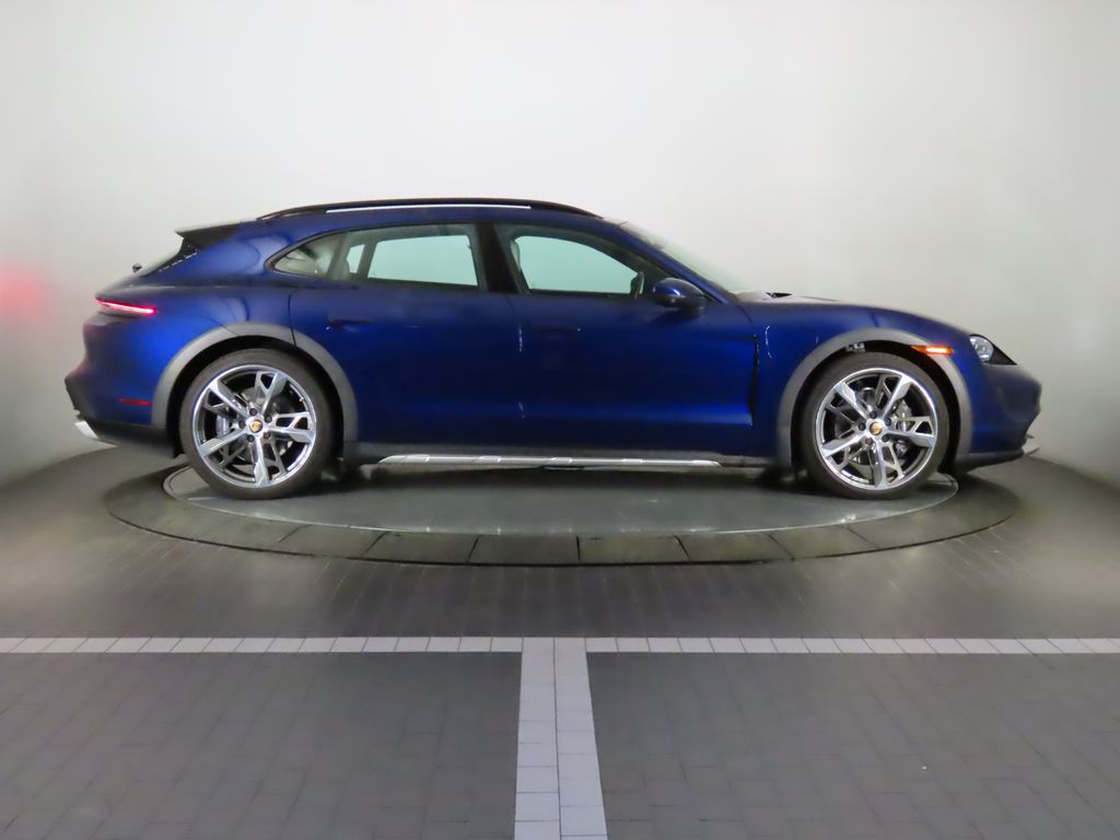 Thumbnail: 2024 Porsche Taycan - 8