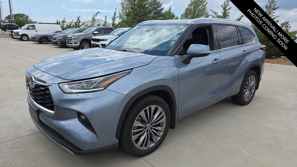 2020 Toyota Highlander Platinum